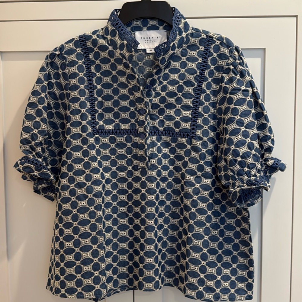 The Shirt by Rochelle Behrens. M. Blue and and white short sleeve top